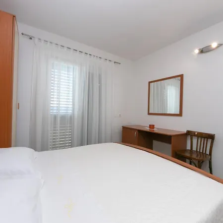 4 Apartman Brela